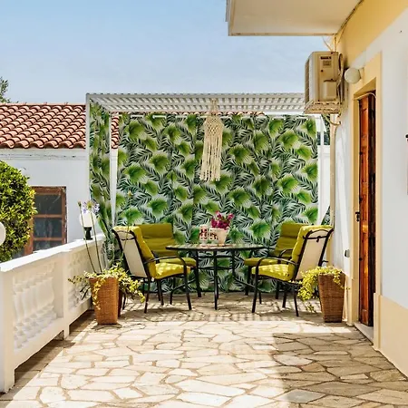 Guest house Panagou *