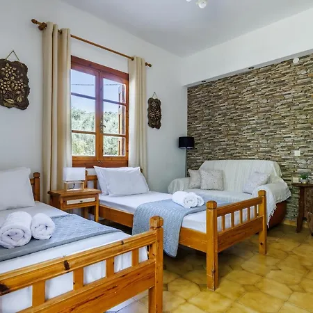 Guest house Panagou Skopelos Town