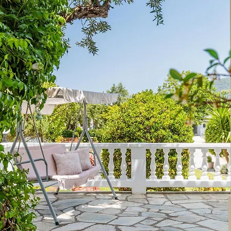 Panagou Guest house Skopelos Town