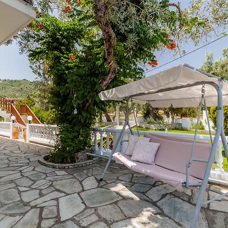 Guest house Panagou