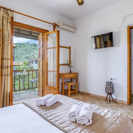 Panagou Skopelos Town