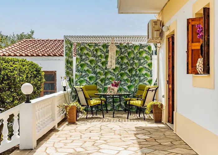 Guest house Panagou 3*