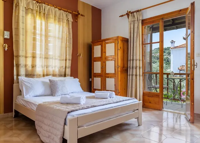 Panagou Guest house Skopelos Town