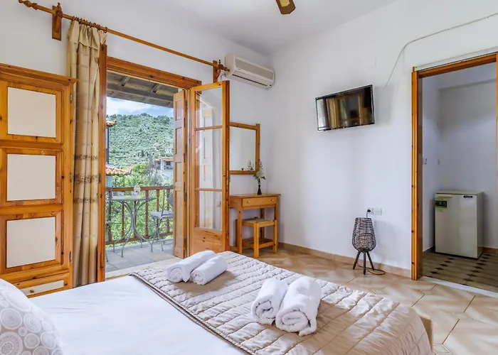 Panagou Skopelos Town