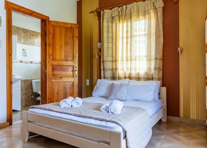 Panagou 3* Skopelos Town